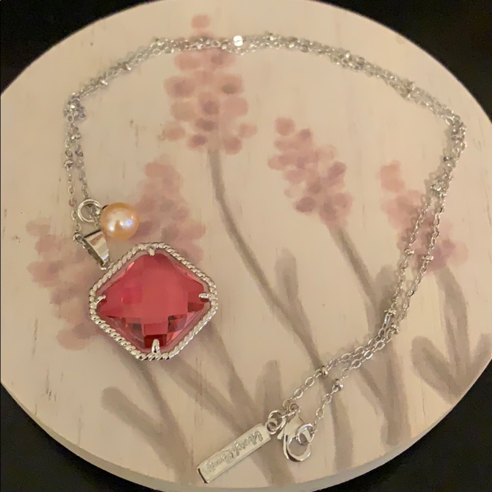 Cream Pearl Necklace with Pink Swarovski Crystal